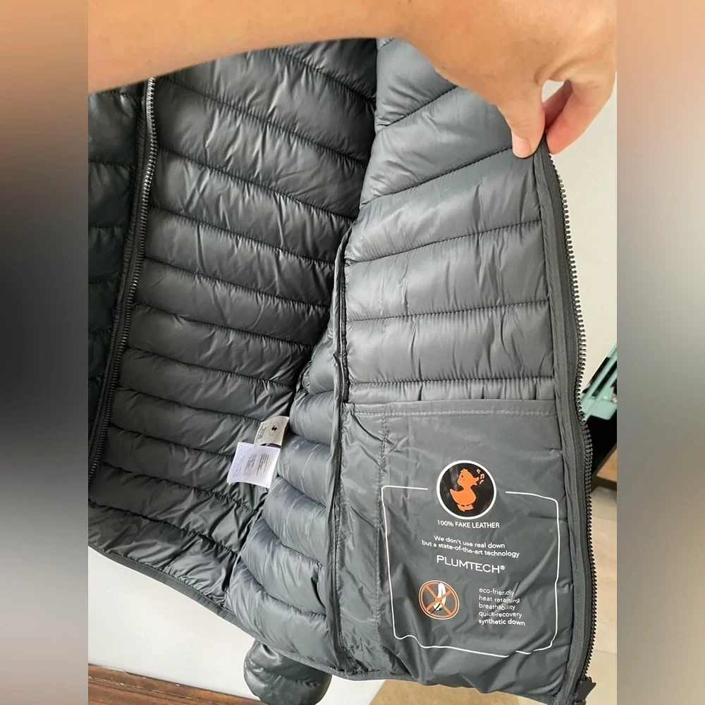 Save The Duck, size 4 women’s, black hooded zip up synthetic leather puffer EUC - Picture 7 of 10